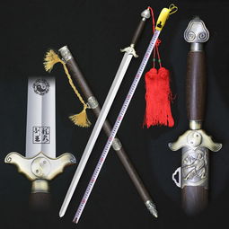 匠心鑄劍魂 探訪龍泉劍王寶劍廠的傳統(tǒng)工藝之美